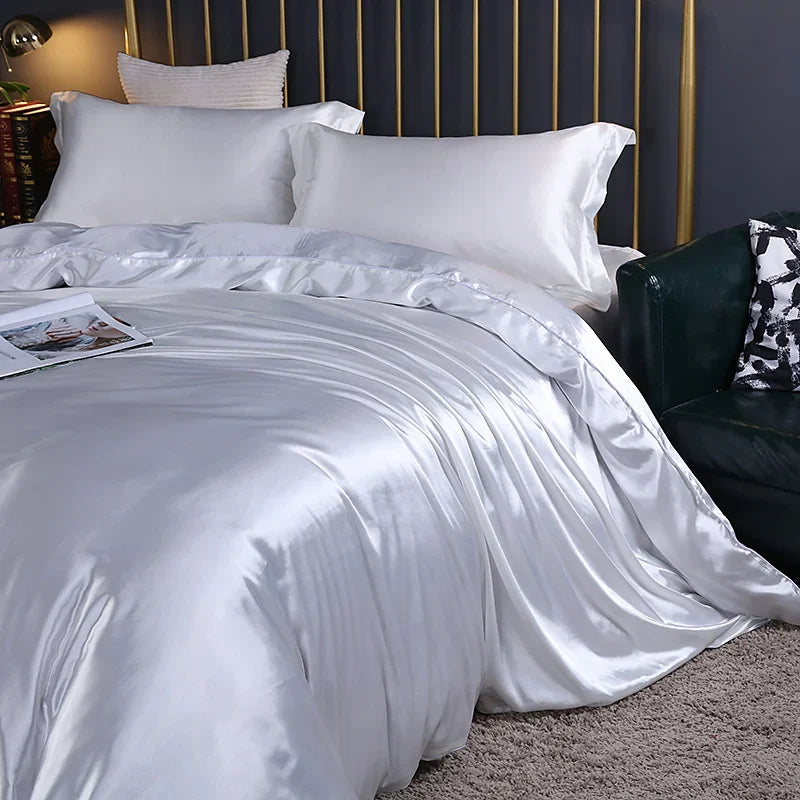 Parure de lit satinée élégante