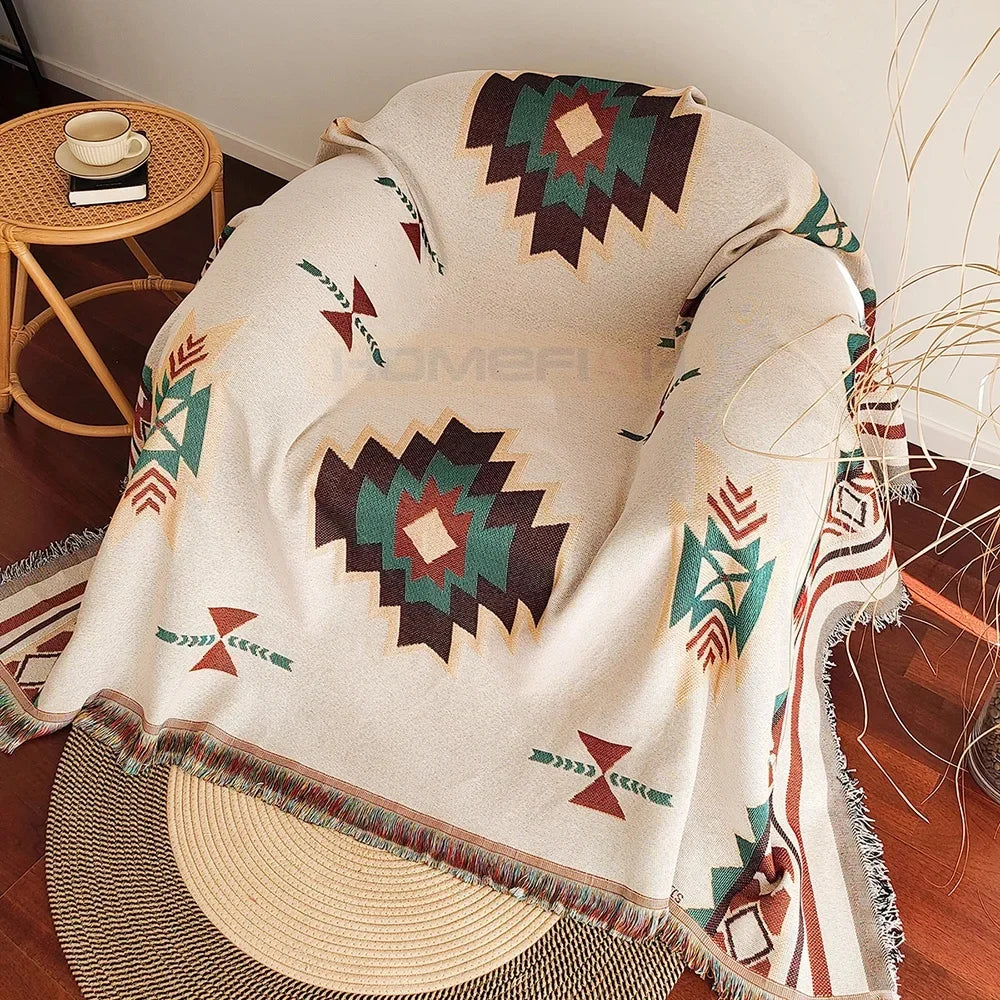 Plaid bohème à motifs aztèques avec franges