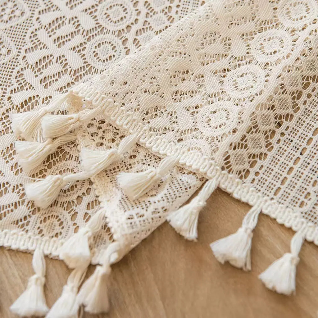 Rideau Court en Dentelle Beige à Pompons – Style Bohème
