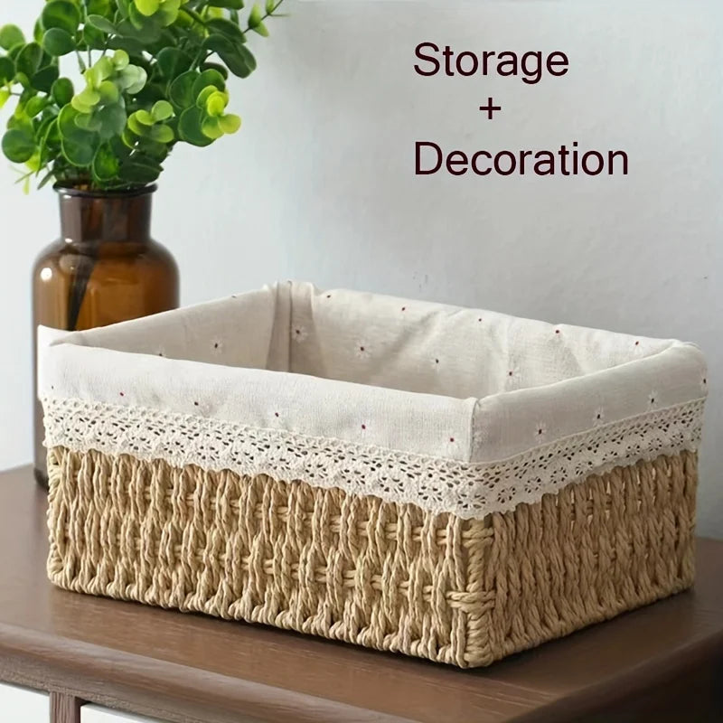 Petit panier tressé décoratif
