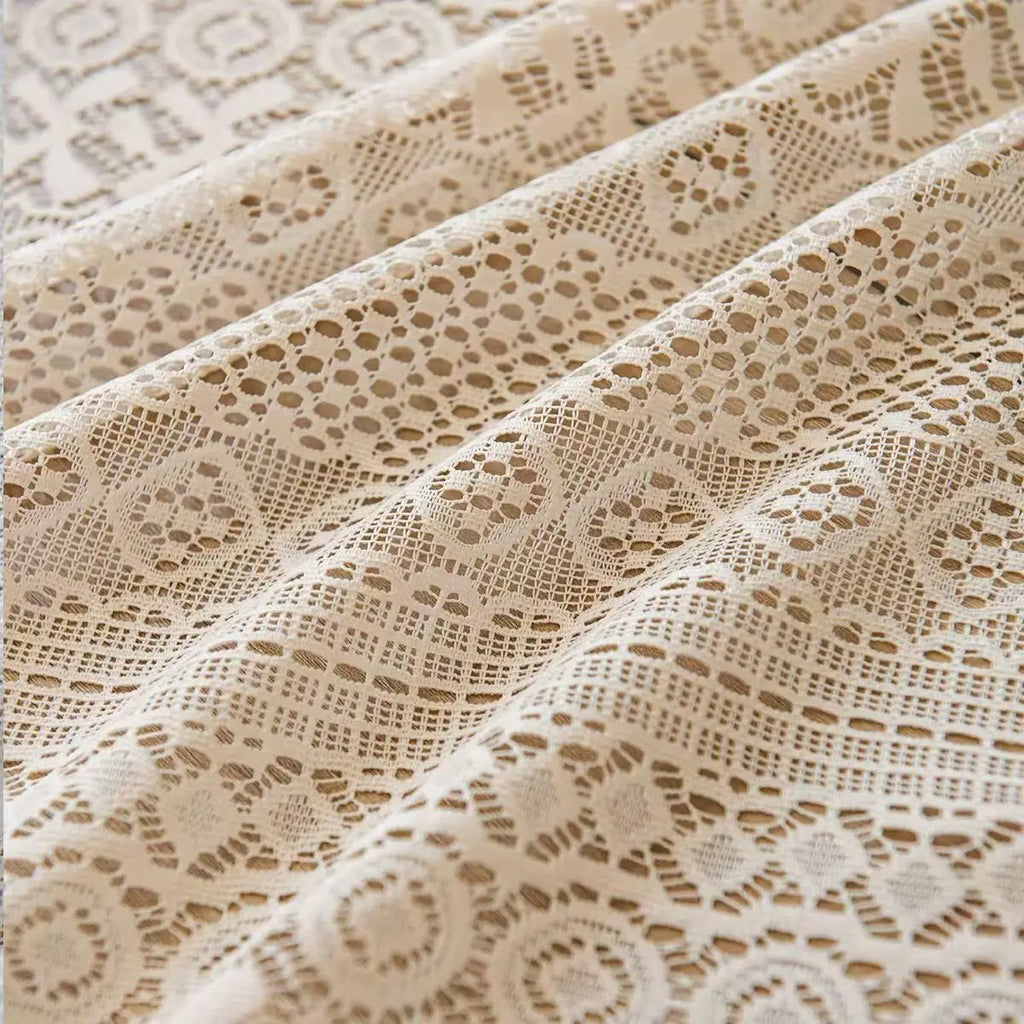Rideau Court en Dentelle Beige à Pompons – Style Bohème
