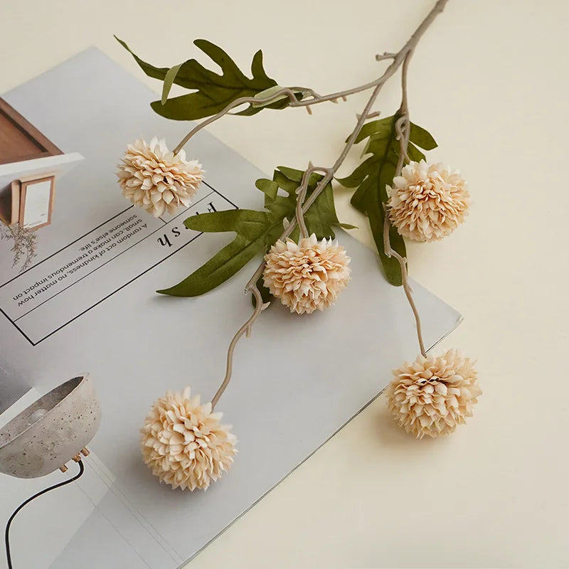 Fleurs de chrysanthème artificielles – Décoration élégante