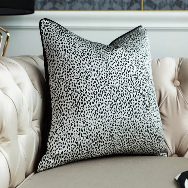 Housse de Coussin Jacquard Luxe – 30×50, 45×45 & 50×50 cm