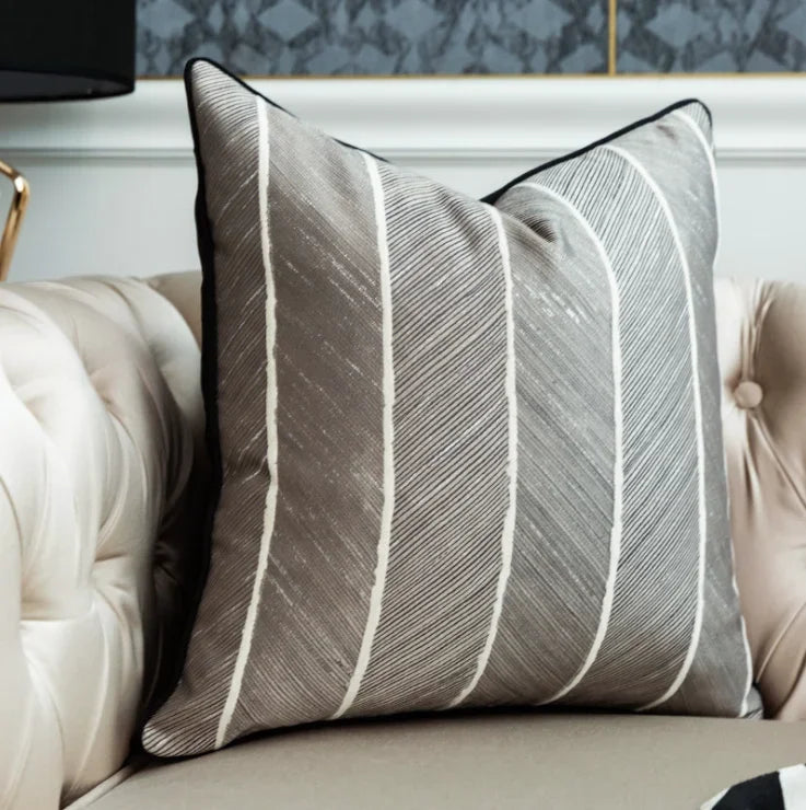 Housse de Coussin Jacquard Luxe – 30×50, 45×45 & 50×50 cm