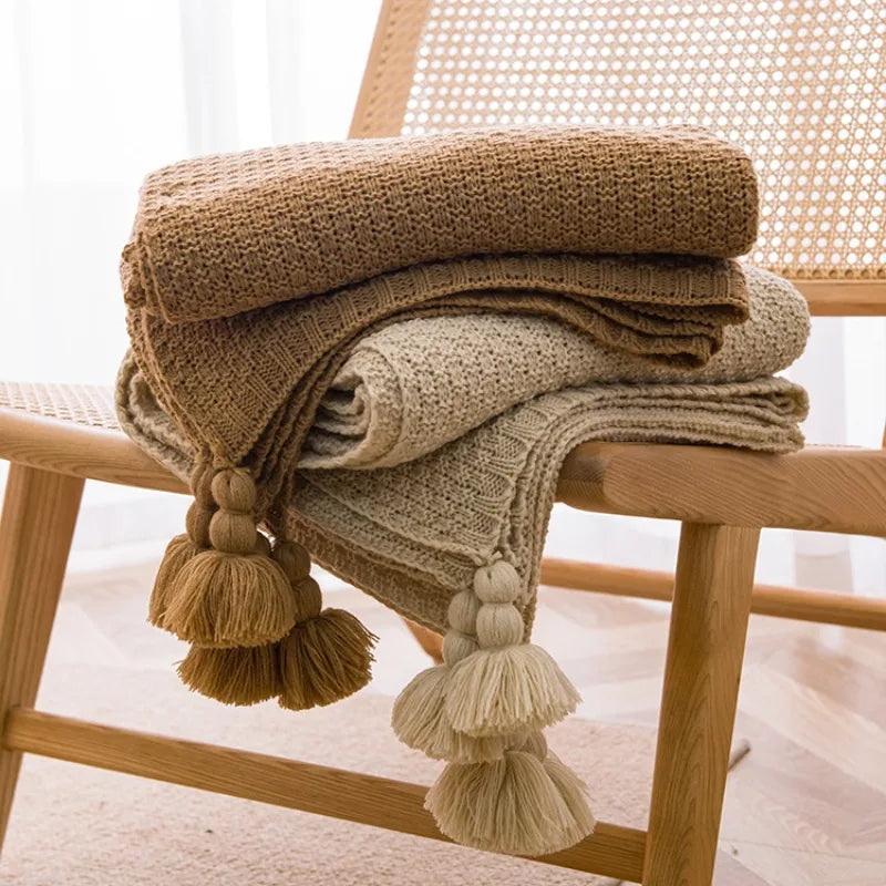 Plaid Nordic à Pompons – Doux & Cocooning