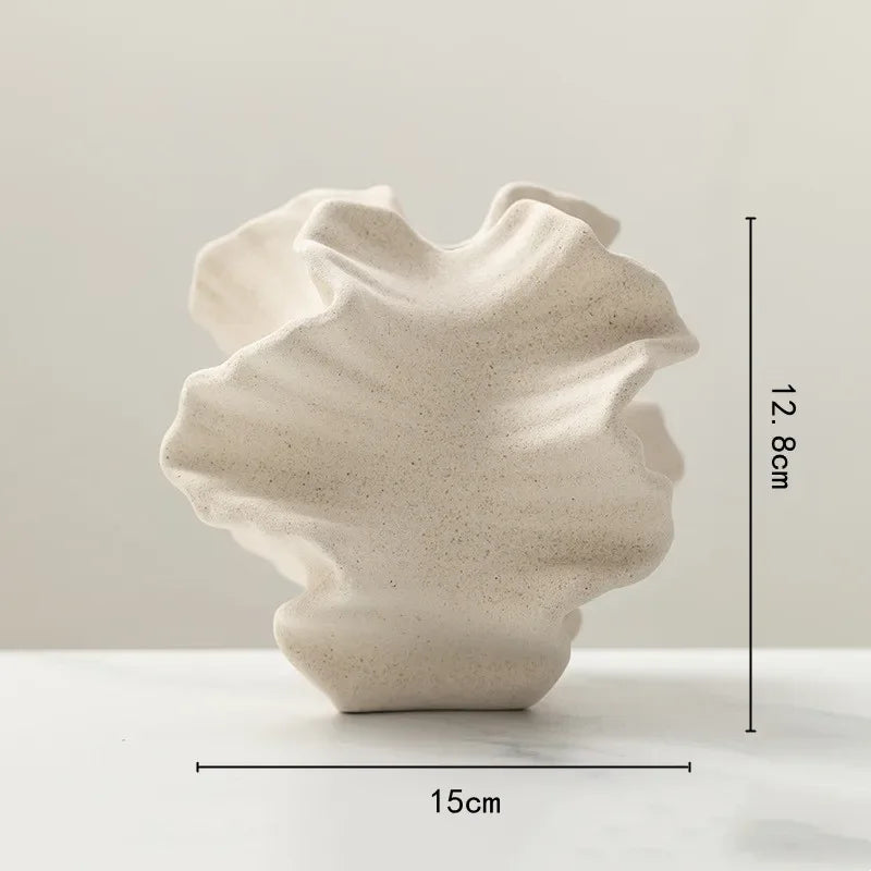 Vase en céramique ondulé – Style nordique