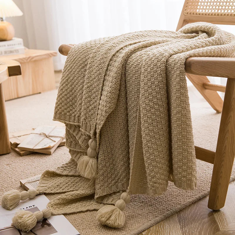 Plaid Nordic à Pompons – Doux & Cocooning