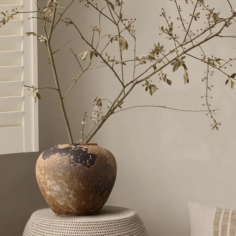 Vase Wabi-Sabi en céramique effet ancien