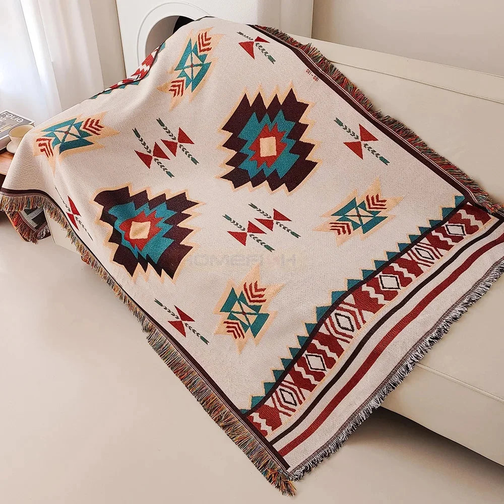 Plaid bohème à motifs aztèques avec franges