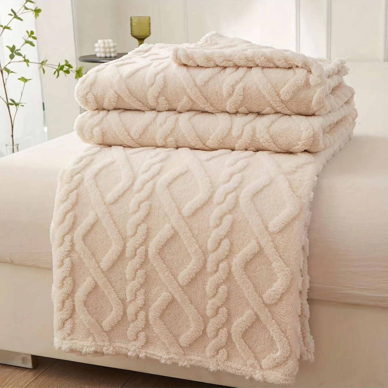 Plaid Polaire Doux – Couverture Décorative pour Canapé et Lit