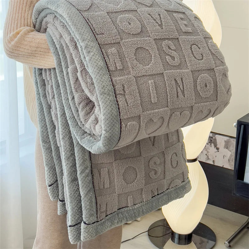 Plaid Doux Double Face – Confort & Élégance