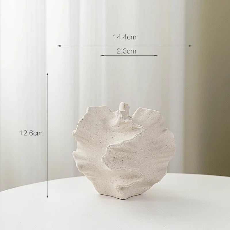 Vase en céramique ondulé – Style nordique