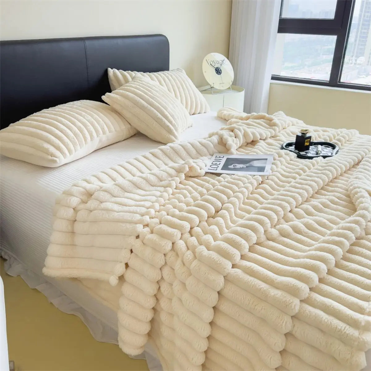 Plaid de Luxe Côtelé Ultra Doux – Couverture Cocooning pour Lit et Canapé