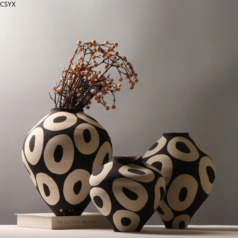 Vase Géométrique en Céramique