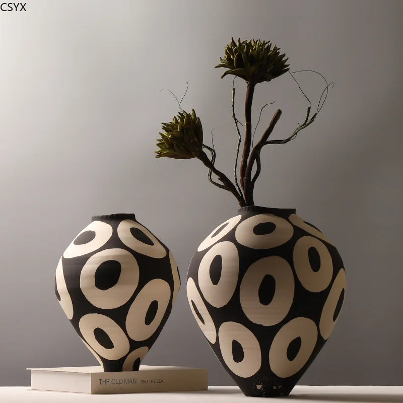 Vase Géométrique en Céramique