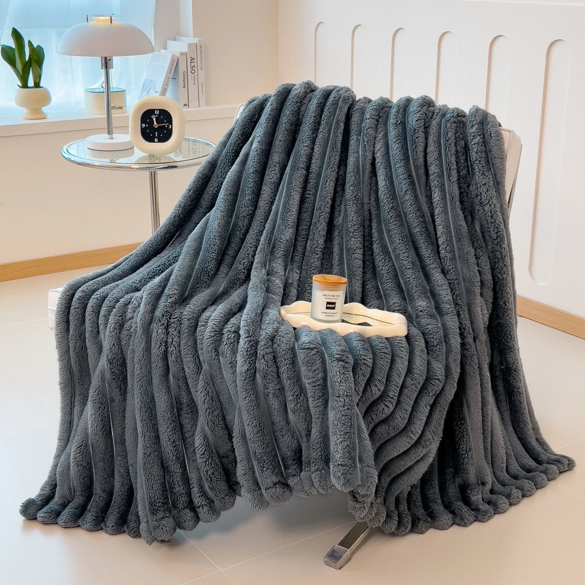 Plaid de Luxe Côtelé Ultra Doux – Couverture Cocooning pour Lit et Canapé