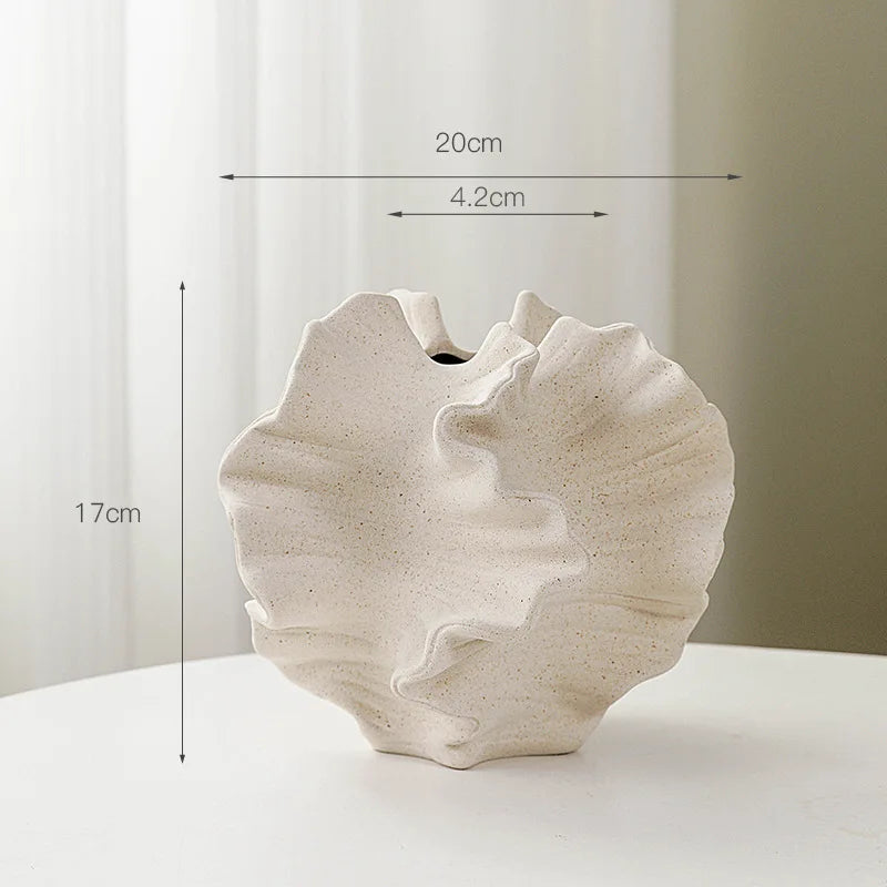 Vase en céramique ondulé – Style nordique