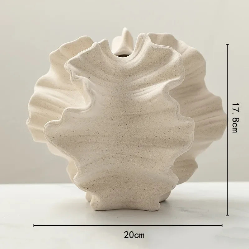Vase en céramique ondulé – Style nordique