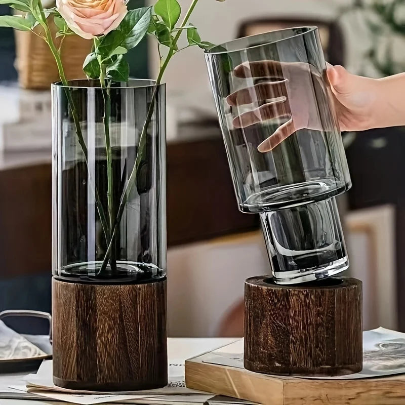 Vase en verre avec base en bois – Élégance naturelle
