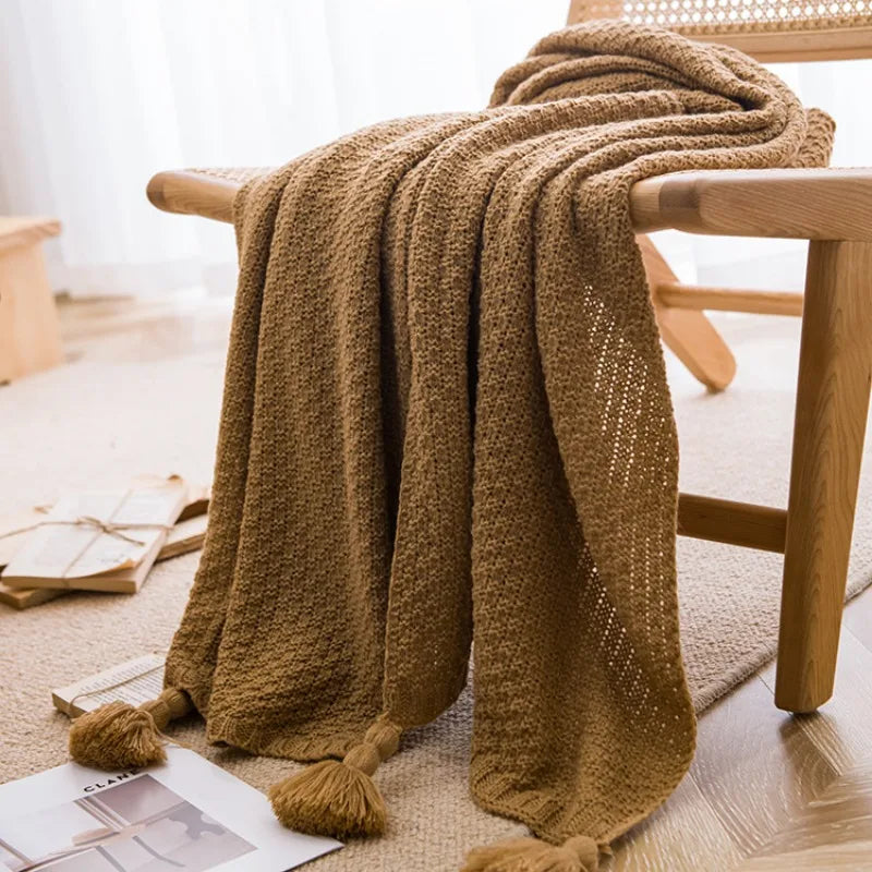 Plaid Nordic à Pompons – Doux & Cocooning