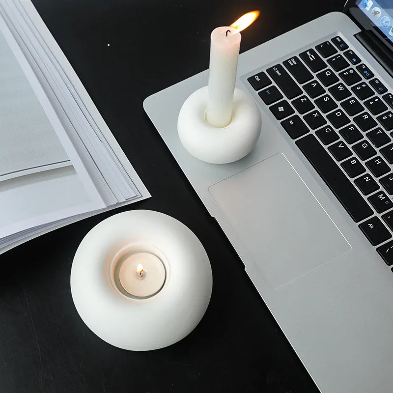 Bougeoirs Décoratifs en Céramique – Design Nordique Moderne et Élégant