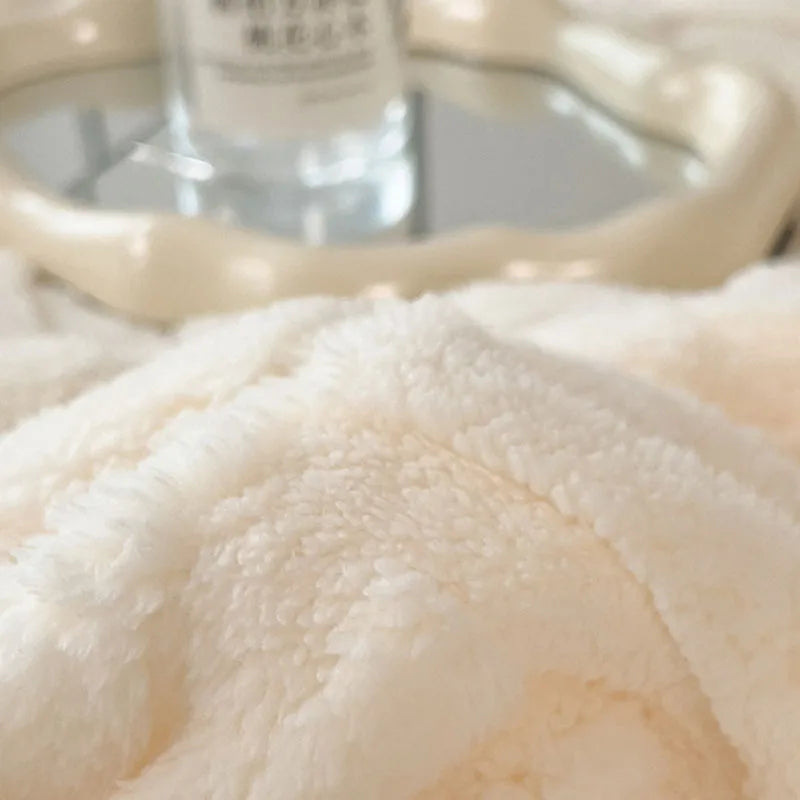 Plaid Doux Double Face – Confort & Élégance